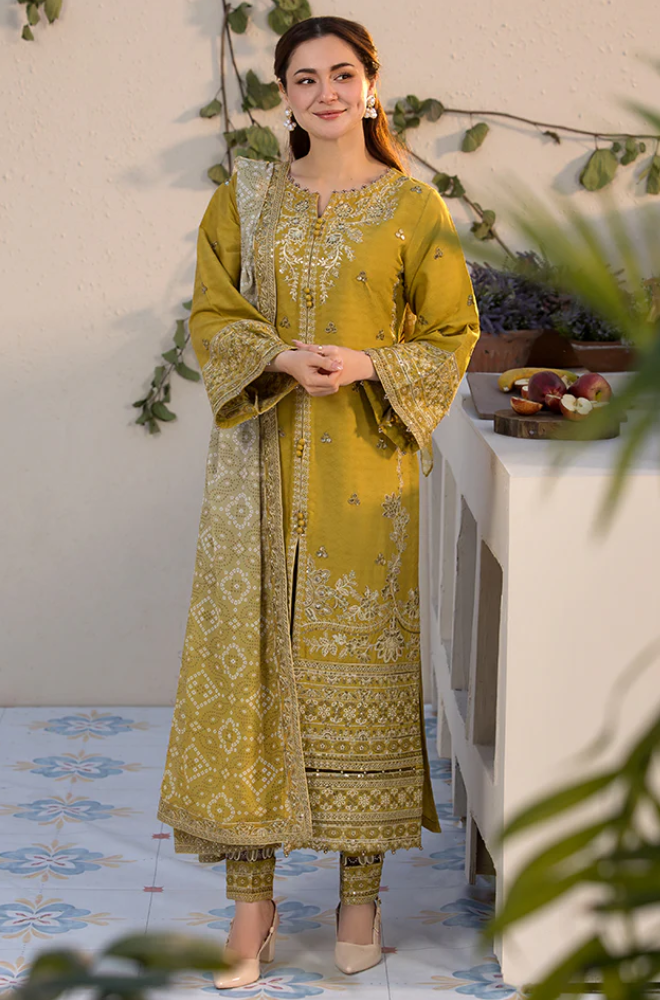 Laam - Winter 3PC Dhanak Embroidered Suit